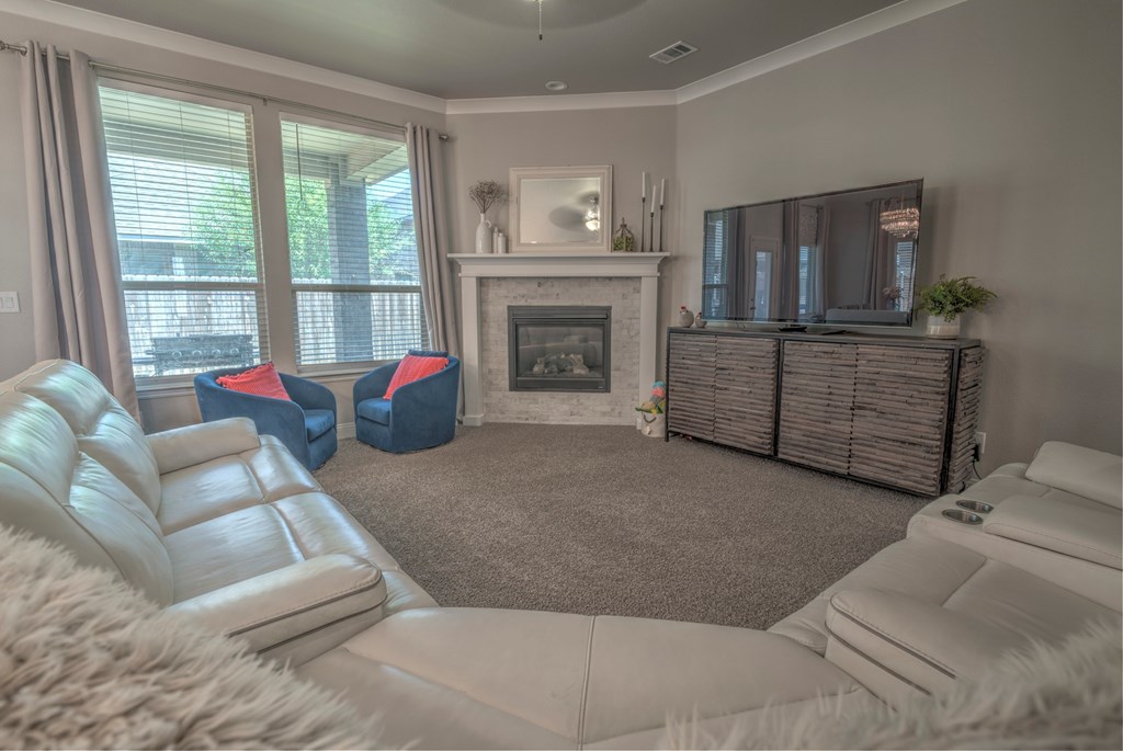 8 Los Medios Dr Property Photo 19