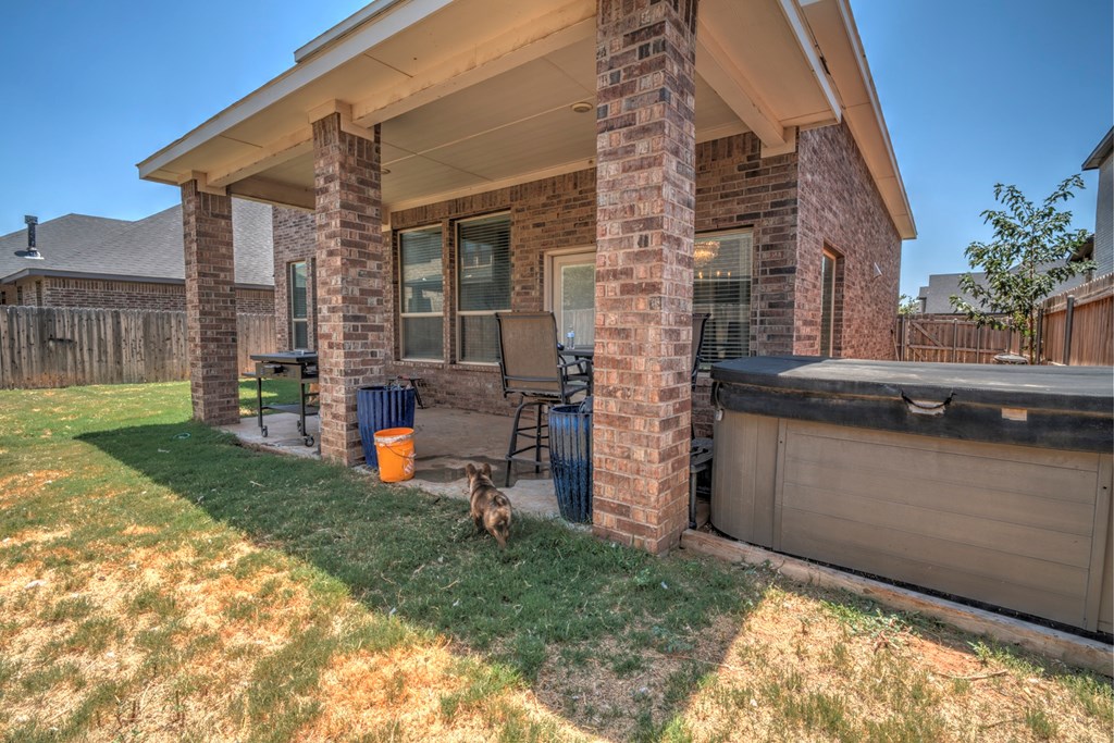 8 Los Medios Dr Property Photo 35