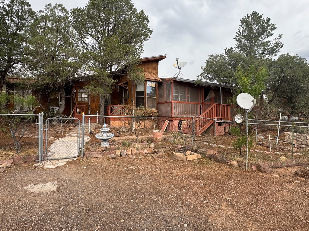 101 Stage Coach Pass Property Photo 2