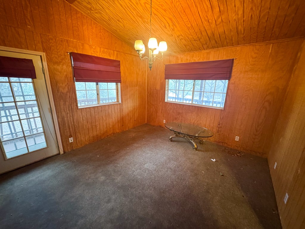 101 Stage Coach Pass Property Photo 10