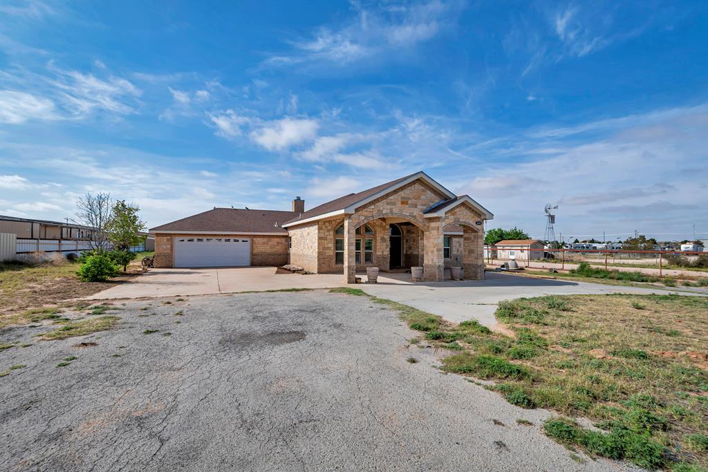 6114 E Hwy 80 Property Photo 1