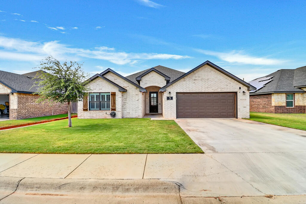 3 Nw Grace Dr Property Photo 1