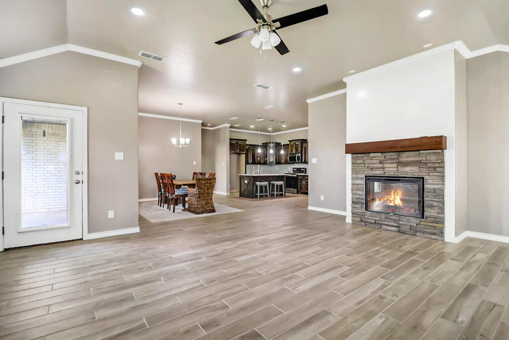 3 Nw Grace Dr Property Photo 8