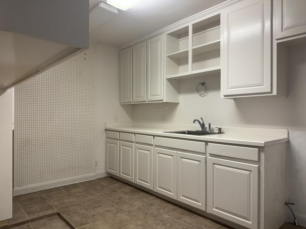 5713 Heartland Ave Property Photo 27