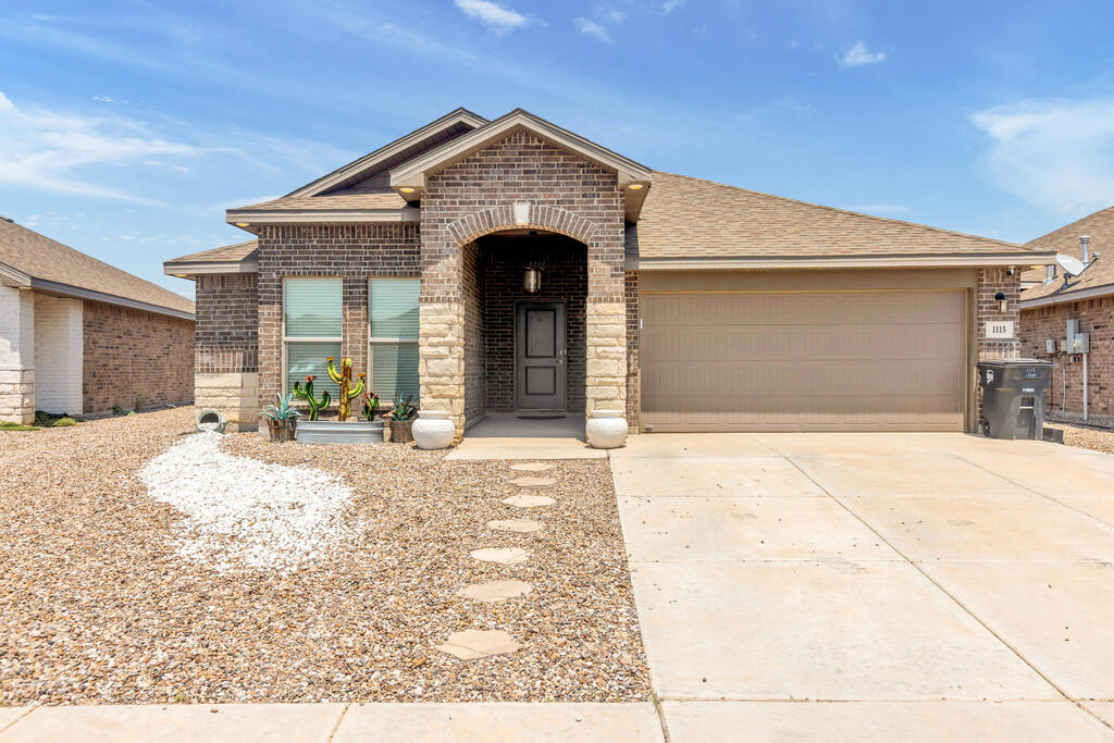 1115 Wagon Way Property Photo 1