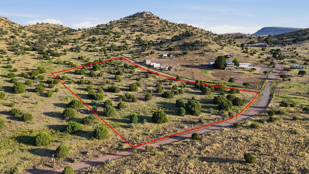 104 Warbonnet Road Property Photo 1