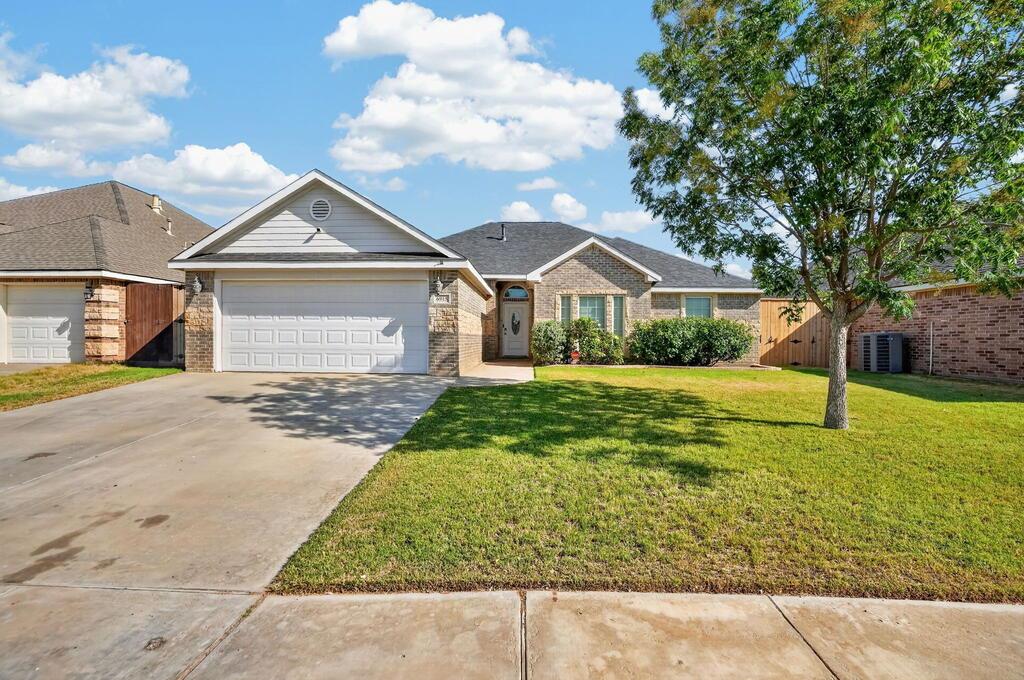 6915 Stonegate Property Photo 1