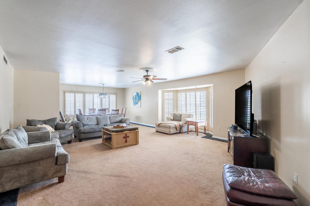3100 Eastover Dr Property Photo 25