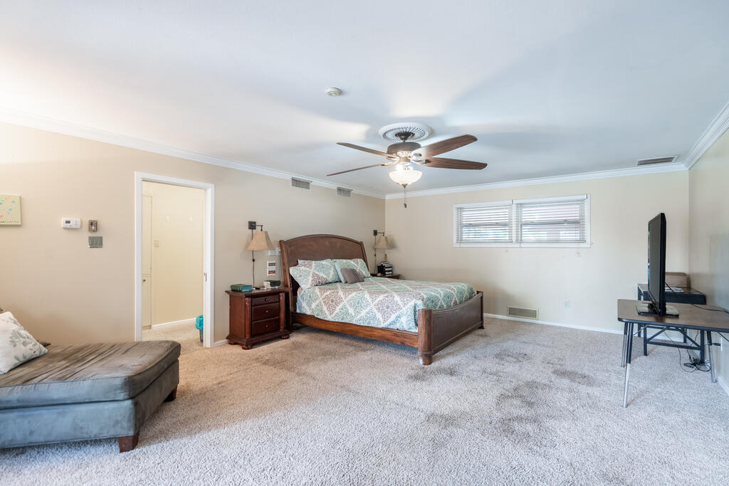 3100 Eastover Dr Property Photo 45