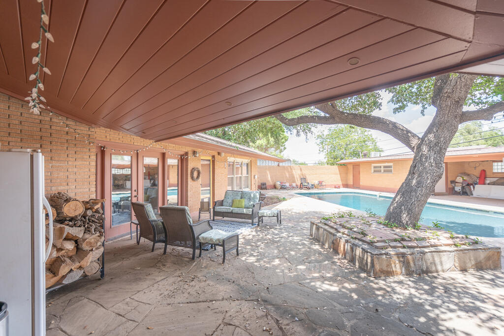 3100 Eastover Dr Property Photo 52