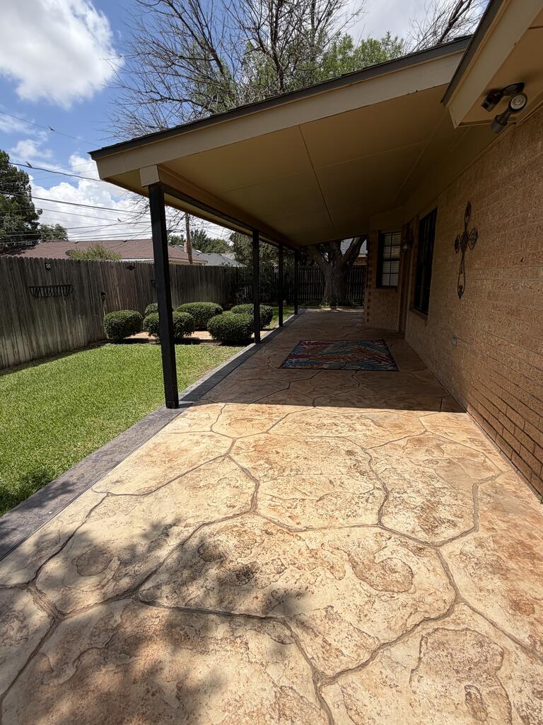 4717 Elma Dr Property Photo 3