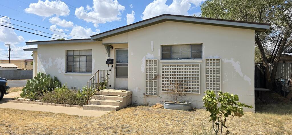 1501 Doran Drive Property Photo 1