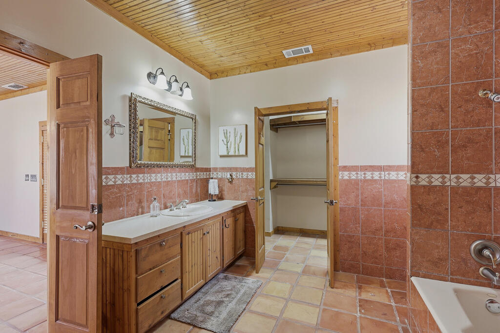 601 Ne 5th Property Photo 20