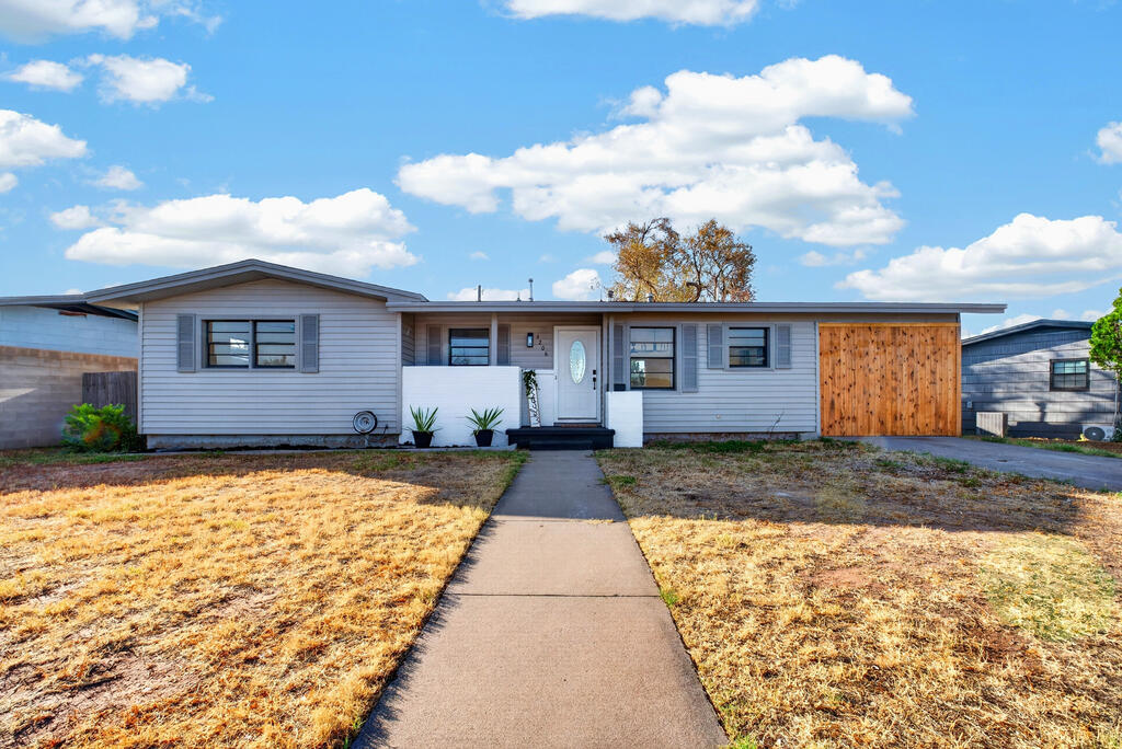 4206 San Jacinto Property Photo 1