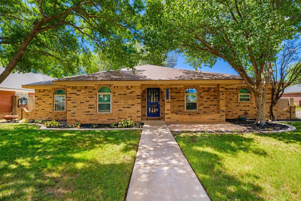 1509 Nw Pecan Place Property Photo 1