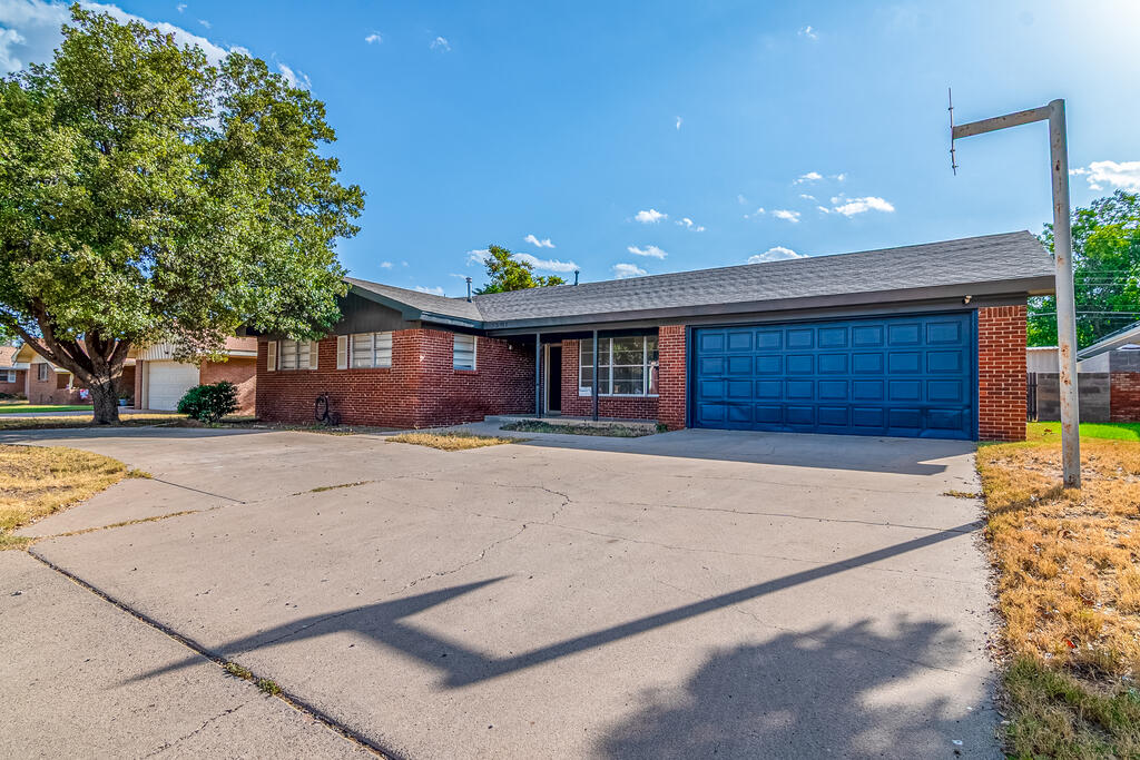 1507 Custer Ave Property Photo 1