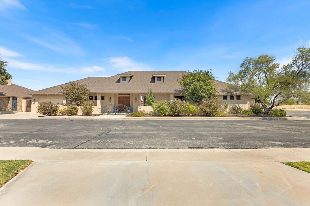 55 Troon Dr. Property Photo 1