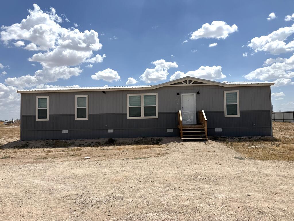 2132 Bonham Property Photo 1