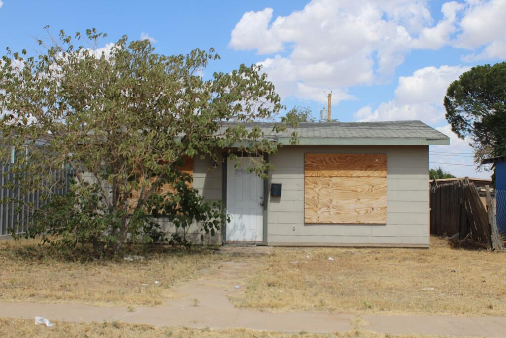 1608 N Jackson Ave Property Photo 1