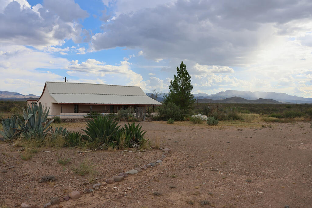 960 Fm 3078 Property Photo 1