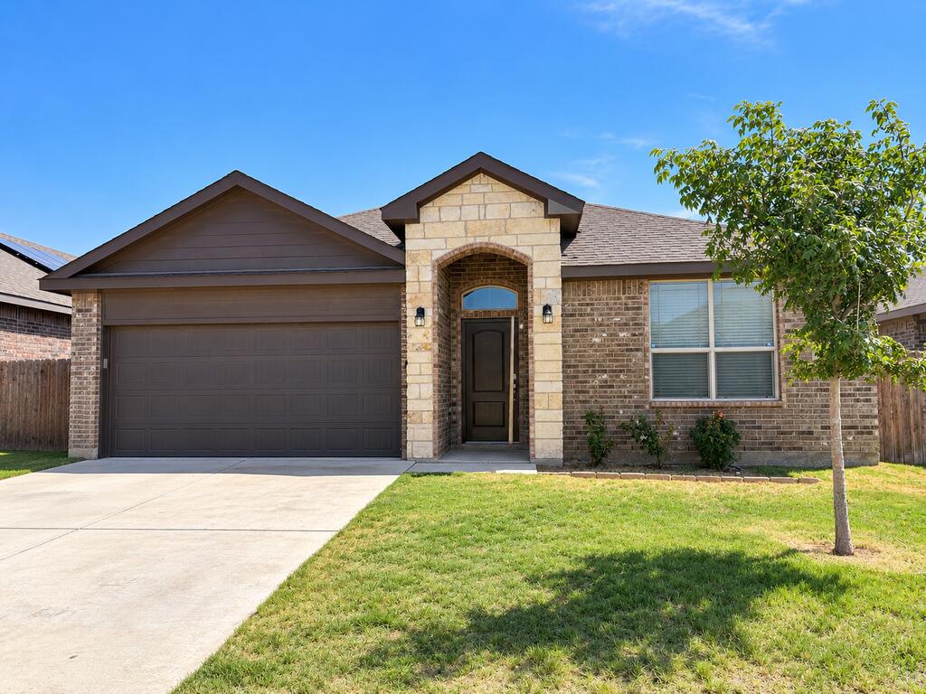 6912 Dipper Road Property Photo 1