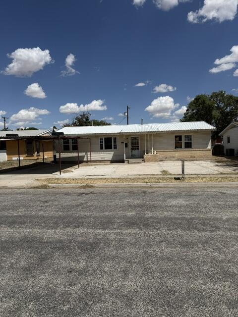 707 N Cedar Property Photo 1