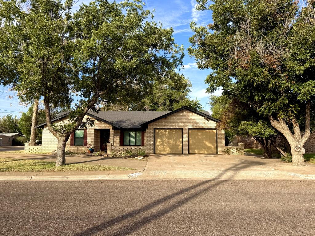 1201 NW 11th St