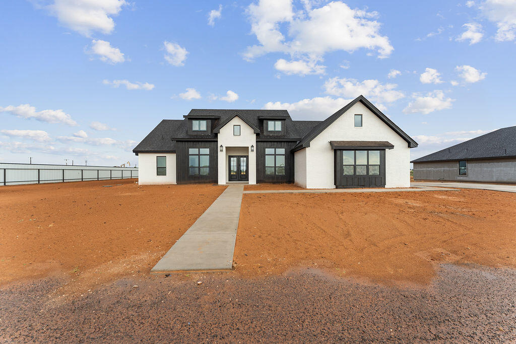 16114 N Papaya Ave. Property Photo 1