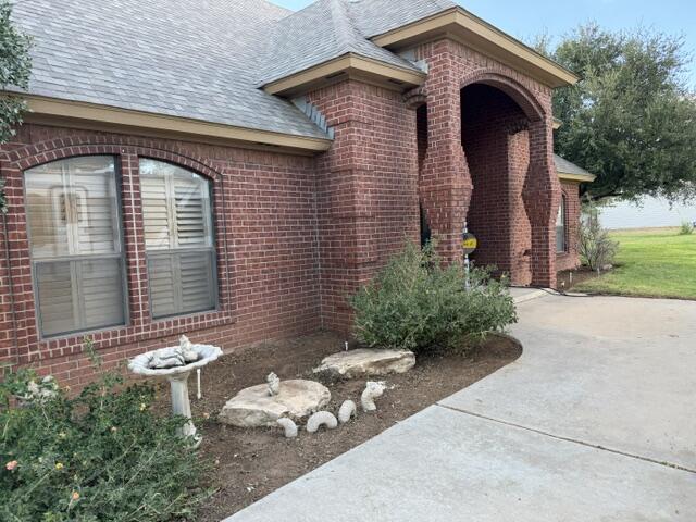 14731 N Western Avenue Property Photo 1