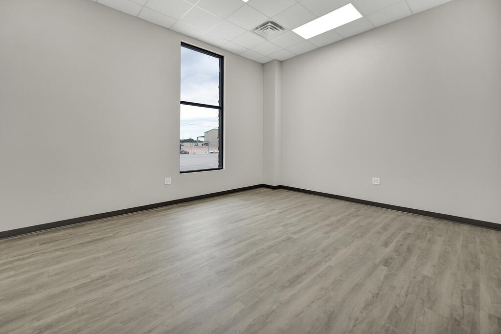 178223 Property Photo 14