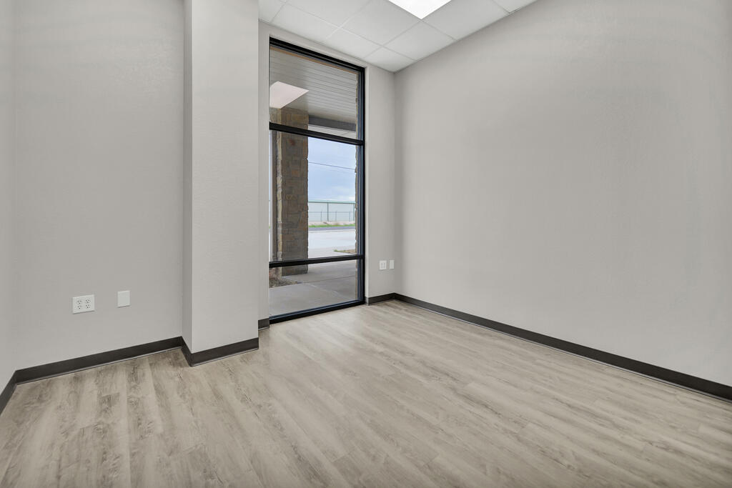 178223 Property Photo 16