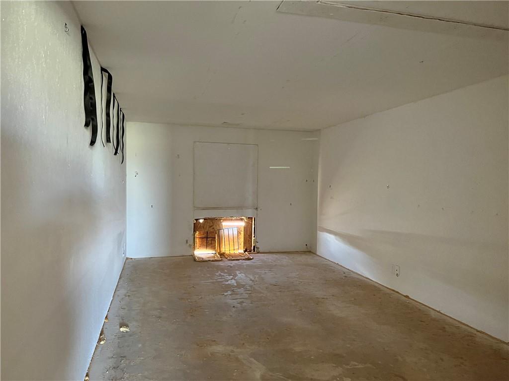 211 N 9th Street Property Photo 12