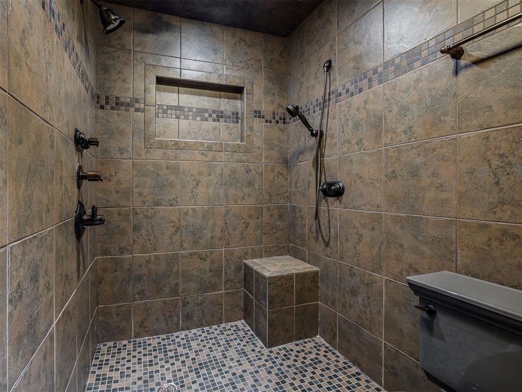 11236 Nw 109th Street Property Photo 24