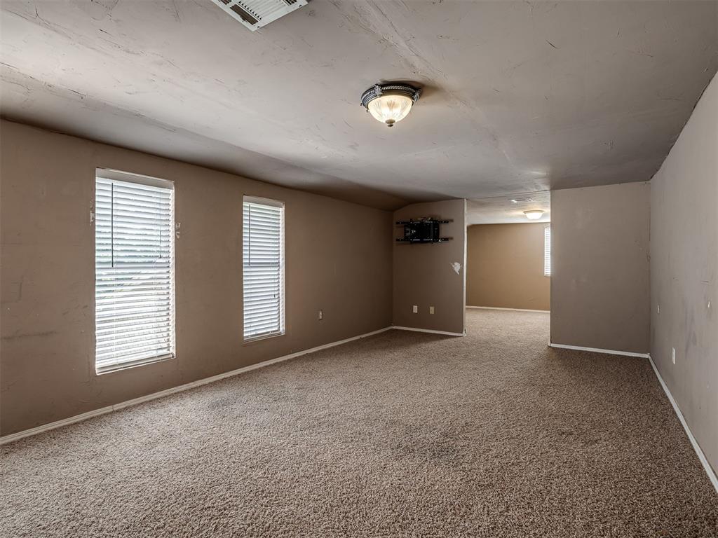 11236 Nw 109th Street Property Photo 35