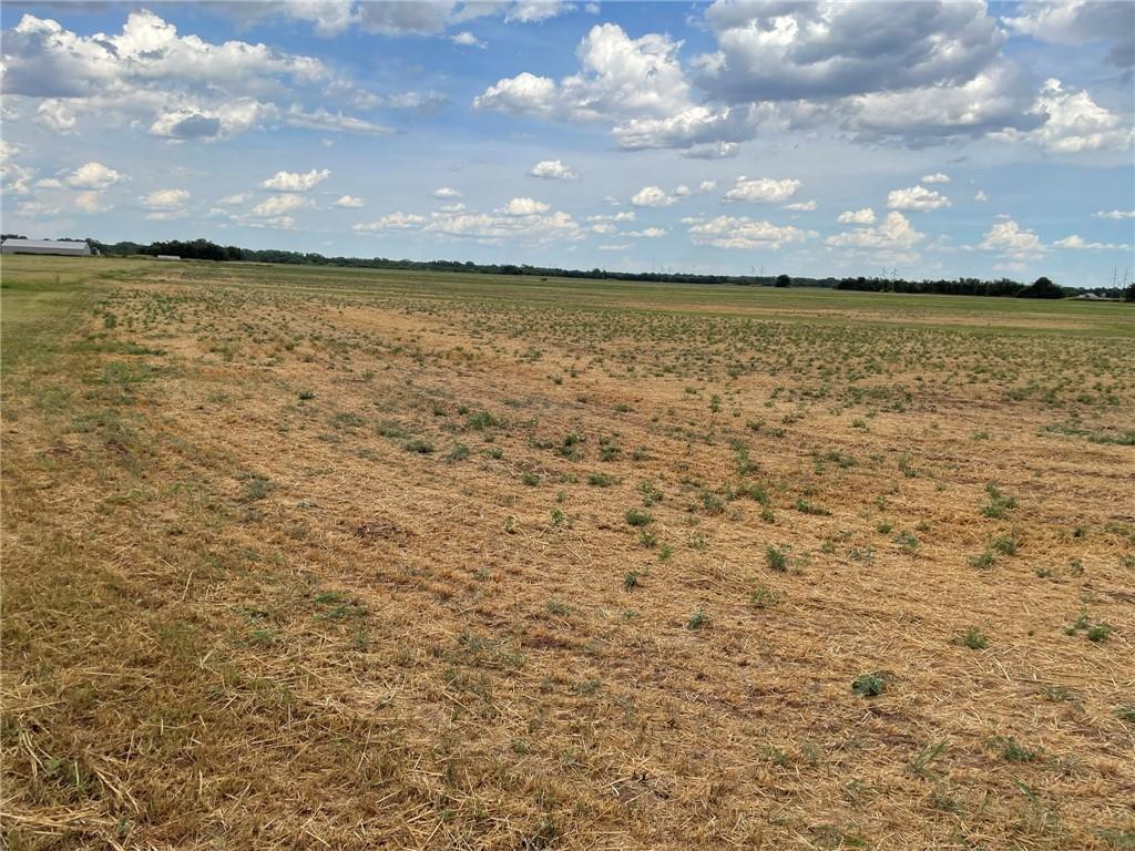 N Midwest Boulevard Property Photo 7