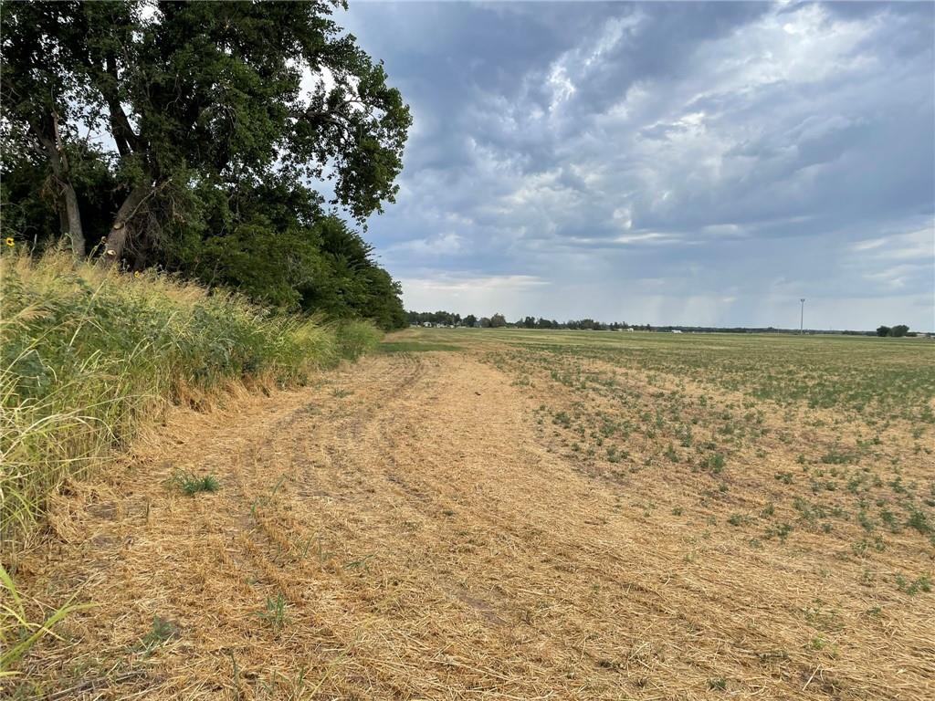 N Midwest Boulevard Property Photo 10