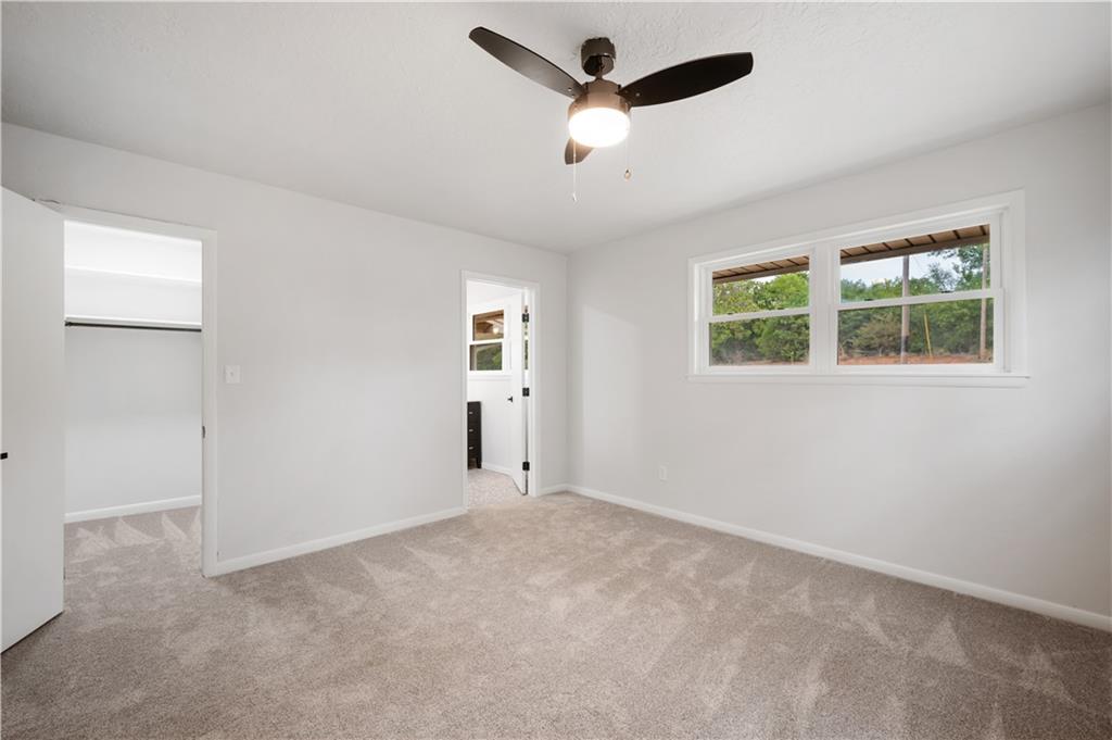 15201 S Post Road Property Photo 15