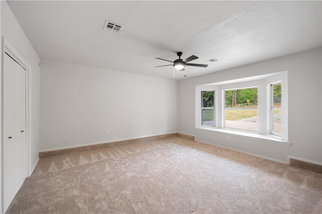 15201 S Post Road Property Photo 19