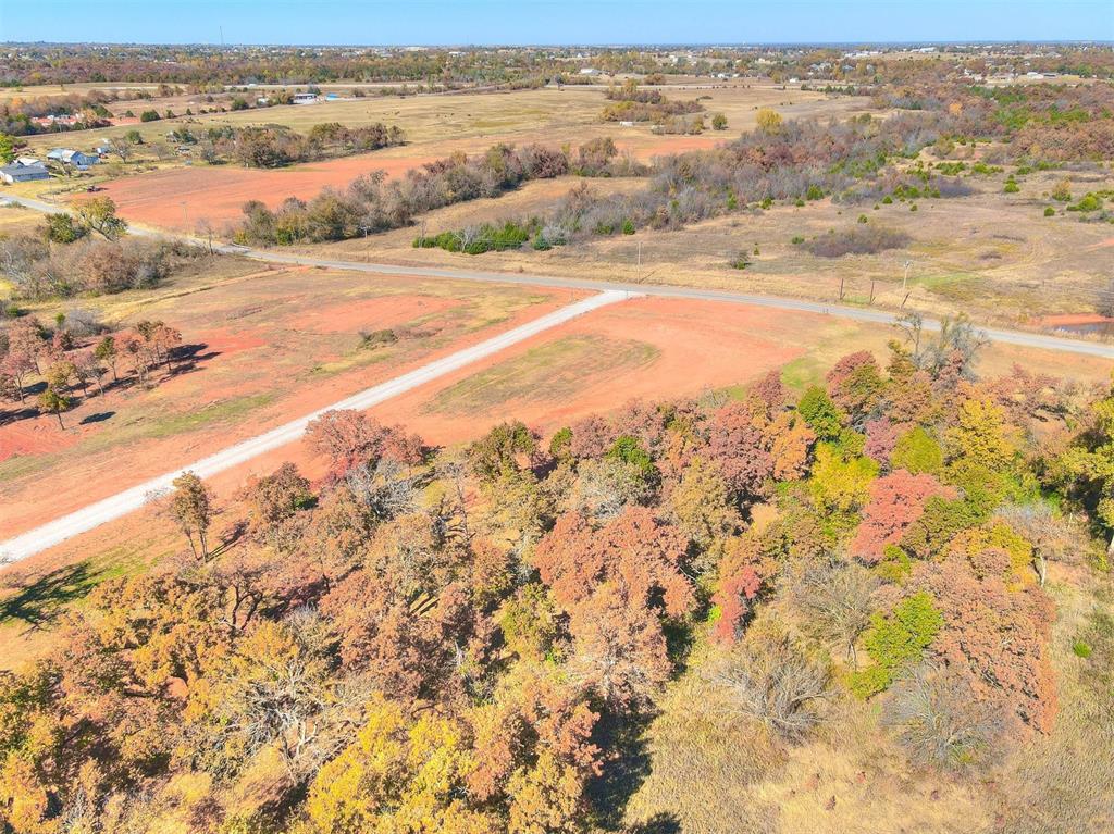 1229 Jerzee Mae Road Property Photo 1