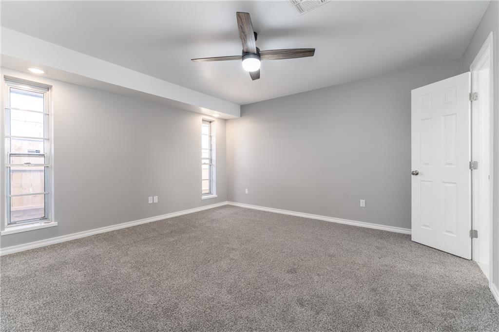5820 Nw 86th Street Property Photo 19