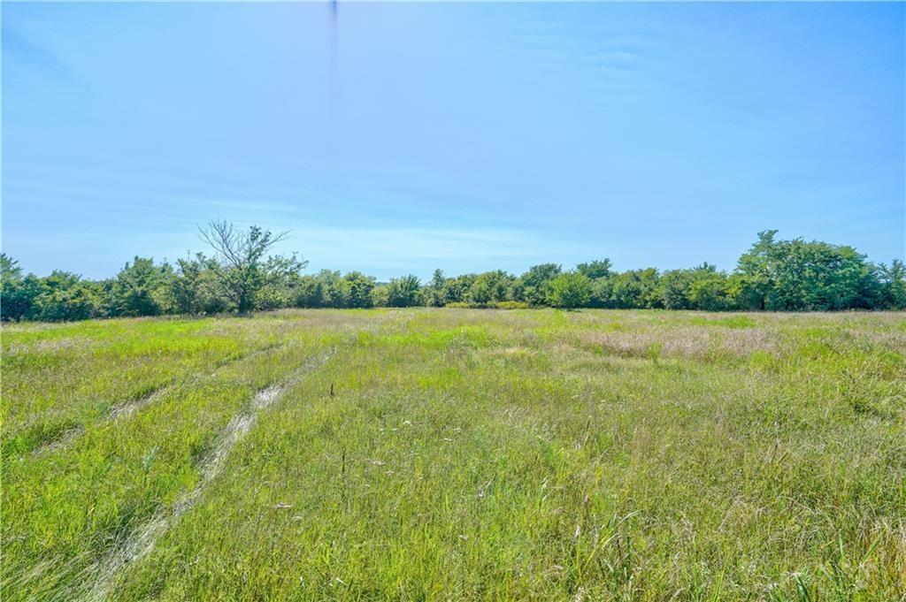 1325 E 42nd Street Property Photo 3