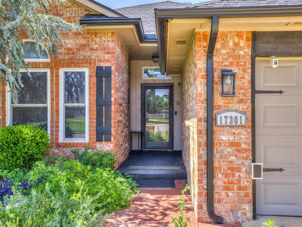 17301 Sunny Hollow Road Property Photo 2