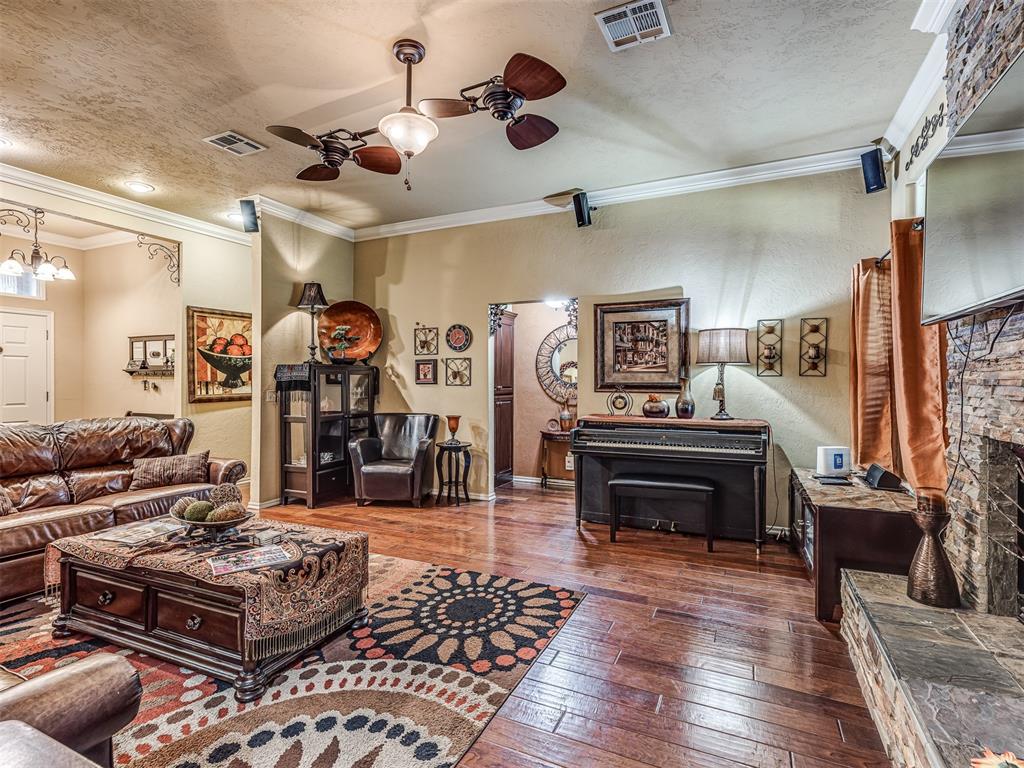 17301 Sunny Hollow Road Property Photo 10