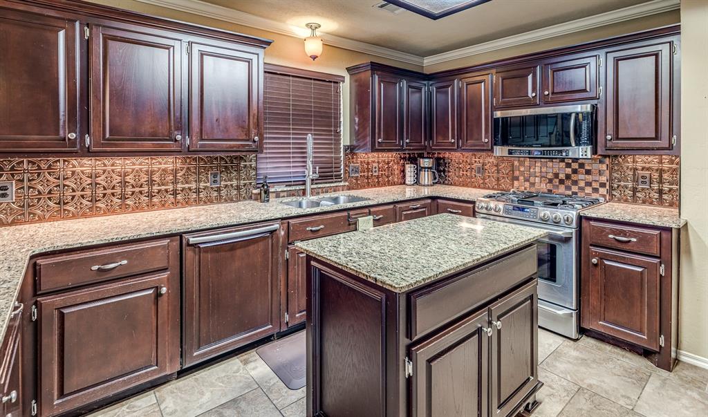 17301 Sunny Hollow Road Property Photo 14