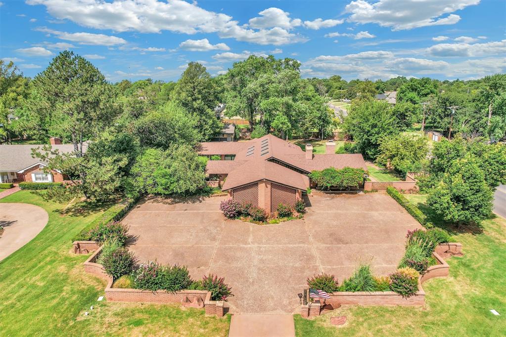 1221 N Randall Avenue Property Photo 42