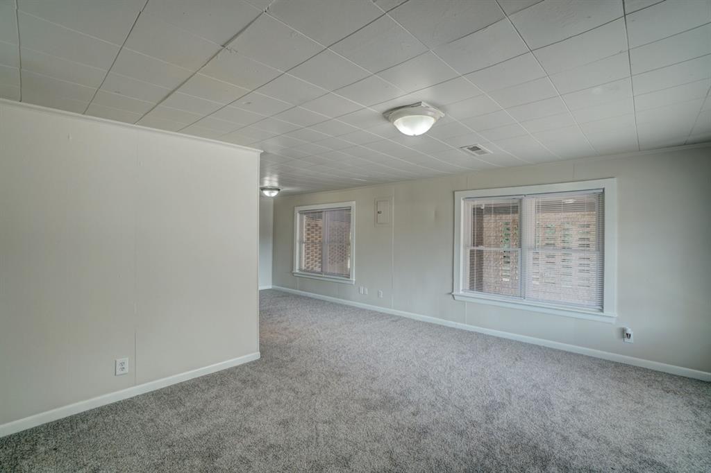 1522 N Shawnee Avenue Property Photo 9