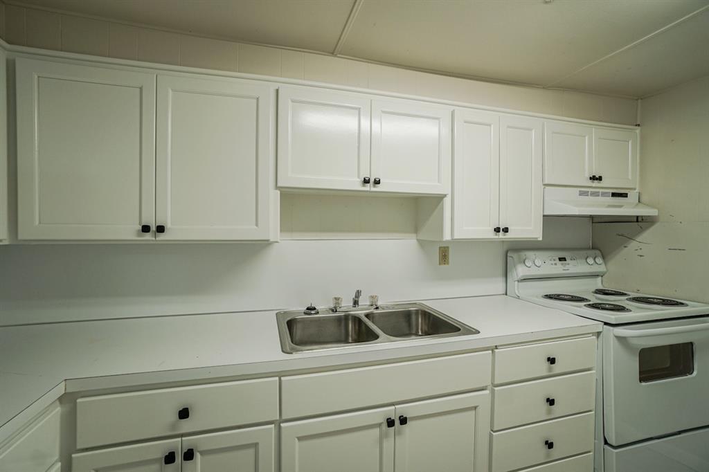 1522 N Shawnee Avenue Property Photo 12
