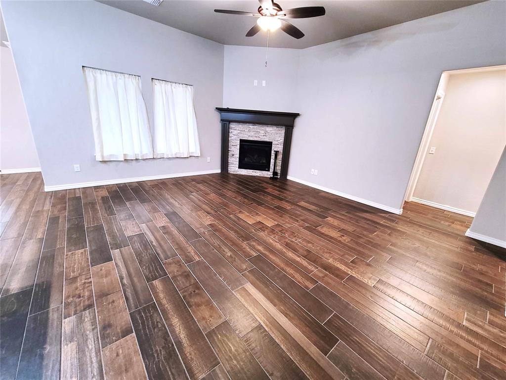 1213 Se 28th Street Property Photo 4