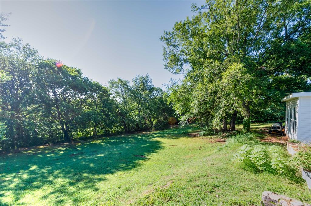 702 S Bennett Boulevard Property Photo 6