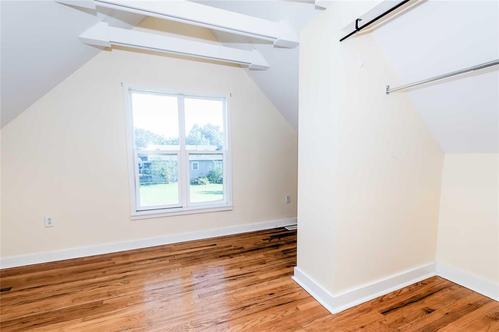 702 S Bennett Boulevard Property Photo 14
